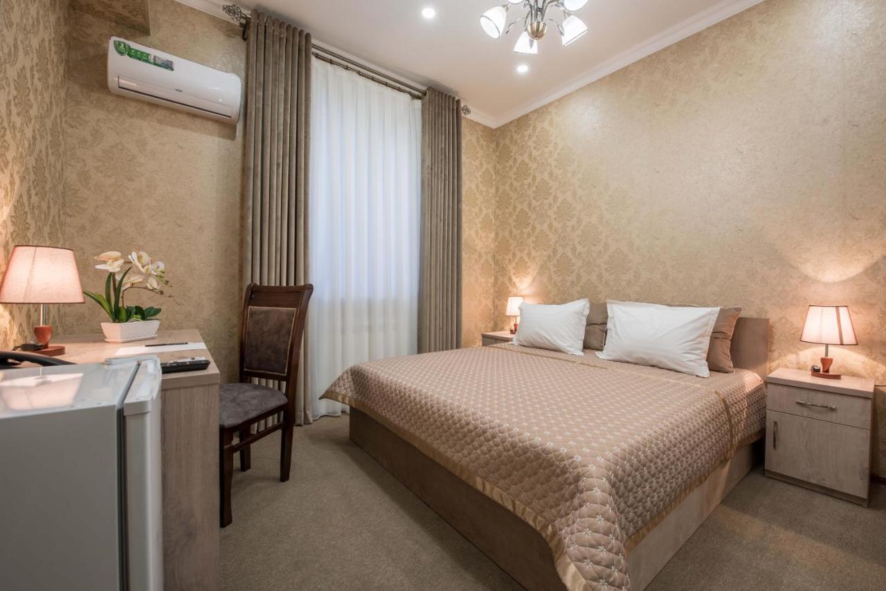 Huzur Hotel Taschkent Exterior foto